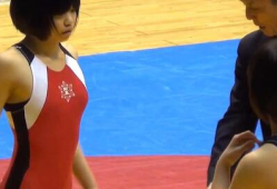 日本女子摔跤比赛视频,日本女子摔跤比赛精彩瞬间回顾